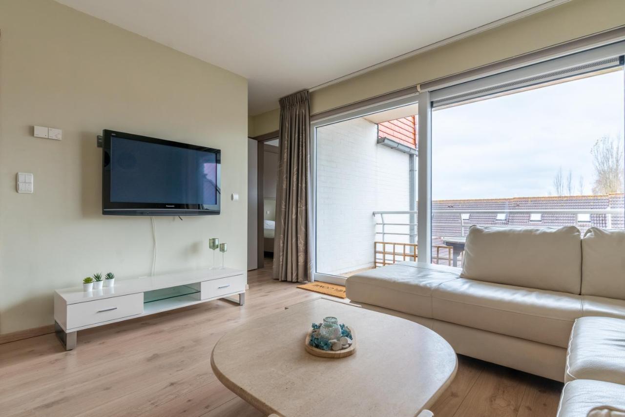 Appartement Met Zwembad In Neoportus Nieuwpoort Εξωτερικό φωτογραφία